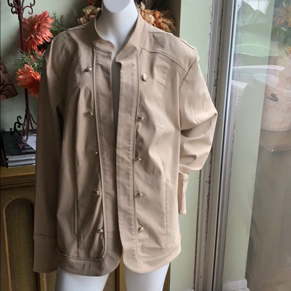 Jacket - Picture 7 of 13